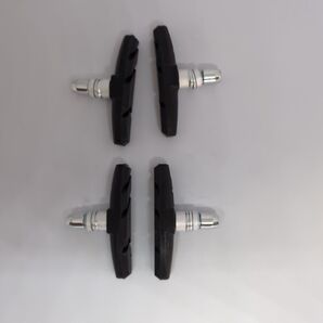 ブレーキシュー 黒4個セット Vブレーキ ブレーキパッド クロスバイク