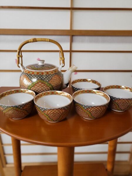 前畑陶器庫山窯献上手金彩手 ポット&湯呑み5客セットと三段お重