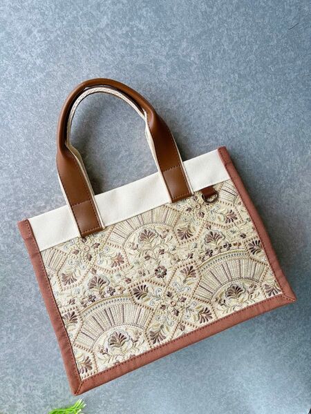【 ミニトート ☆ 2way!】 インド刺繍 * ミニトートバッグ