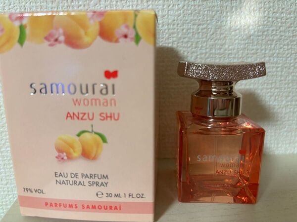 サムライウーマン Samourai Woman アンズ シュ EDP 30ml