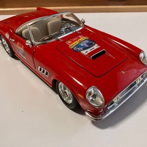 限定・美品 Ferrari 250 GT California Spyder 1/18スケールモデルカー 精密ギミック 希少赤