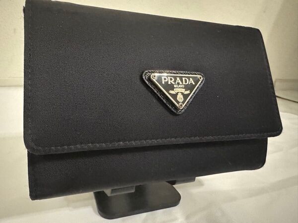 PRADA ブラック ナイロン 三つ折り財布