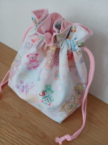 ★ダッフィーブレンズ*お弁当袋*巾着*カラフルハピネス*ピンク♪