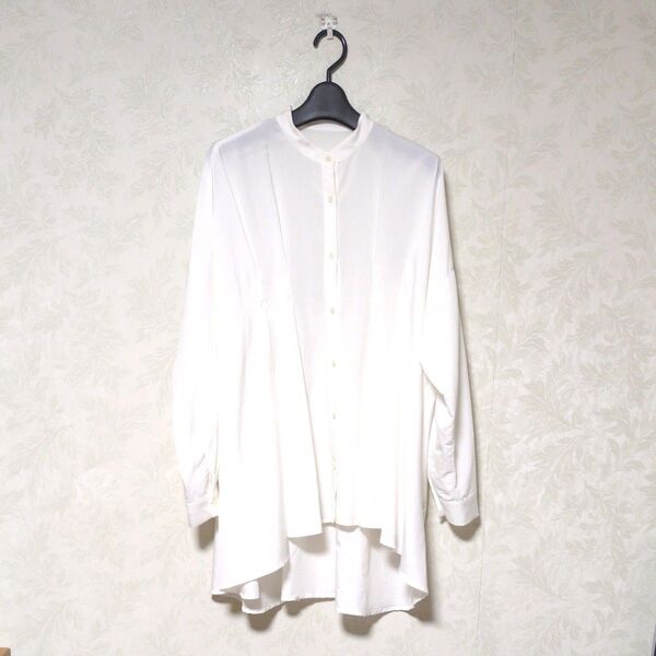長袖ホワイトプリーツブラウス L〜2XL