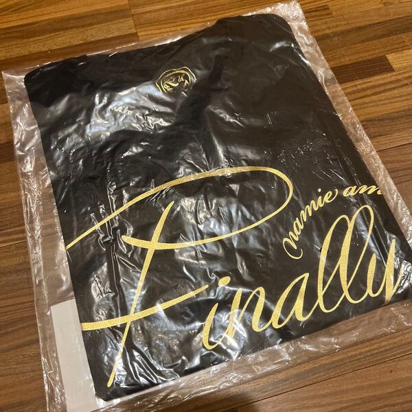 「NAMIE AMURO×ONE PIECE」コラボツアーTシャツ(BLACK)