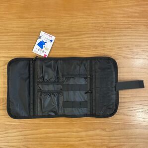 ダイソー ロール式ガジェットケース京都芸術大学コラボ商品