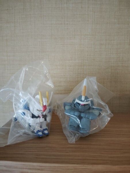 フリーダムガンダム、ジン まちぼうげフィギュア 2種 機動戦士ガンダムSEED