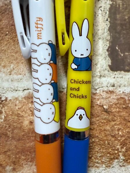 ★完売品!!ミッフィージェットストリーム2本セット★