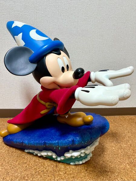 ミッキーマウス 魔法使い見習いミッキー ビッグフィギュア ディズニー 限定300体 ウォルトディズニー TDL