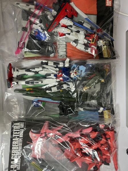 ガンダム プラモデル MG ソードインパルス ソード/ランチャーストライクガンダム HG ガーベラテトラ組み立て済み まとめ売り