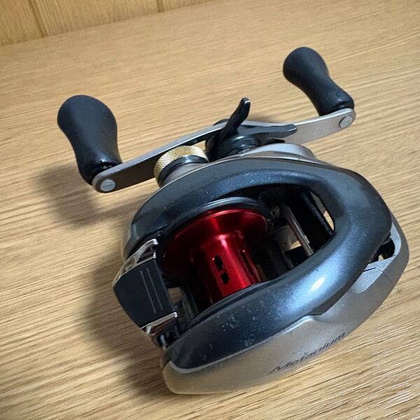 13 メタニウムXG 夢屋スプール搭載 レフトハンドル 動作良好 筐体のみ シマノ SHIMANO 使用感あり 左
