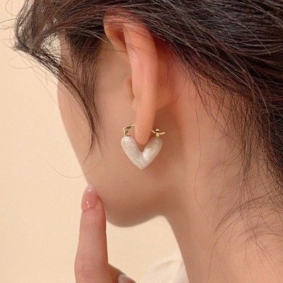 新品 ピアス ハート 小ぶり 可愛い 韓国 フープピアス 上品 マーブル 高見え お洒落 女子会 ホワイト ゴールド かわいい