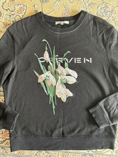 CARVEN トレーナー 刺繍 長袖 黒 スウェット