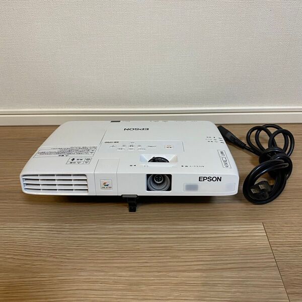 EPSON EB-1750 エプソン プロジェクター 映像機器