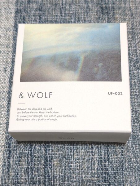 & WOLF UVセラムリキッドファンデーション UF-002 ライトベージュ