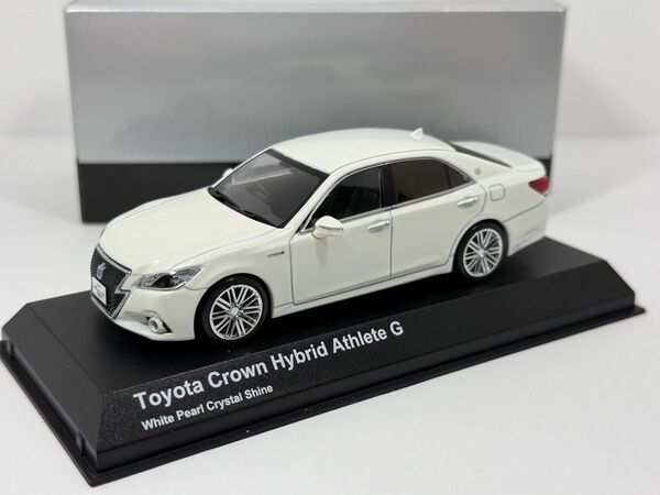 中古品 1/43 トヨタ クラウン ハイブリッド アスリート G ホワイトパール