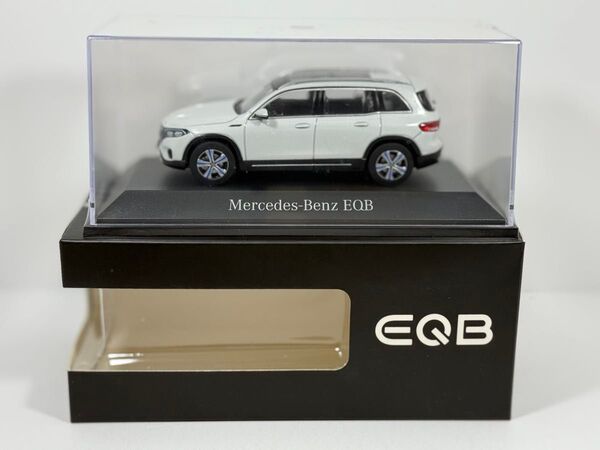 新品未開封品 1/43 メルセデスベンツ EQB ホワイト