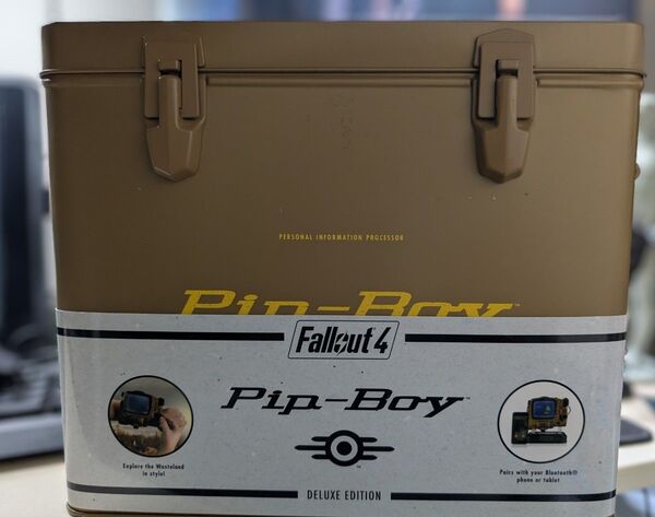 Fallout pipboy3000 Bluetooth edition