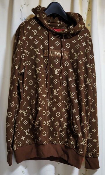 Supreme × Louis Vuitton コラボ パーカー モノグラム