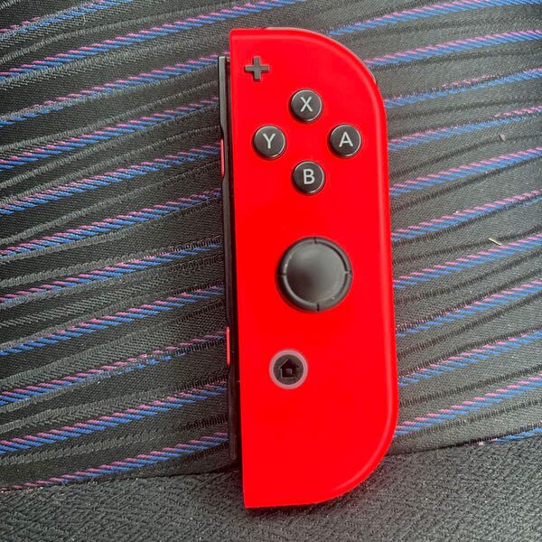 Switch ジョイコン 右 ネオンレッドジャンク品