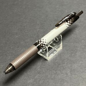 エナージェルエス 限定ねこ柄 0.5mm トンキニーズ BLN125C6-A