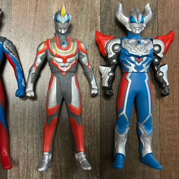 ウルトラマン ソフビ2体セットウルトラマンジードウルティメイトファイナル、ウルトラマンジードマグニフィセント