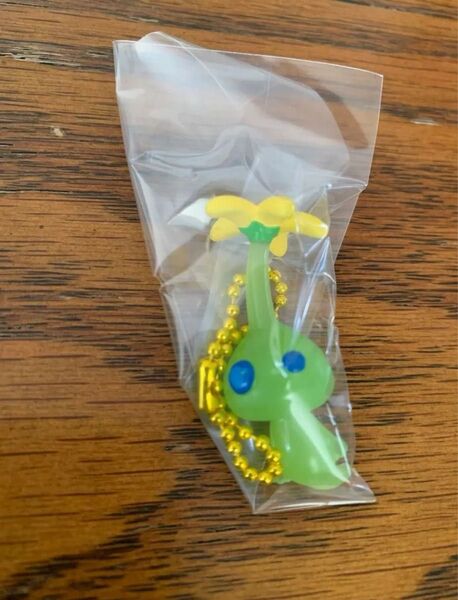 ピクミン マスコット フルーツグミ2 キーホルダー ヒカリピクミン