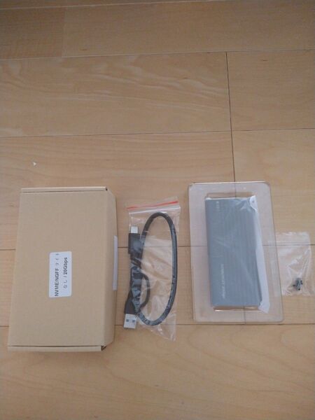 SSDケース 転送速度20Gps アルミニウム合金 NVMe NGFF M-Key B+M-Key Type-C ジャンク品