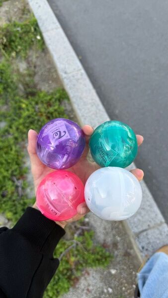 TWICEガチャガチャ サナ ミナ モモ ダヒョン カプセルトイ ガチャガチャ