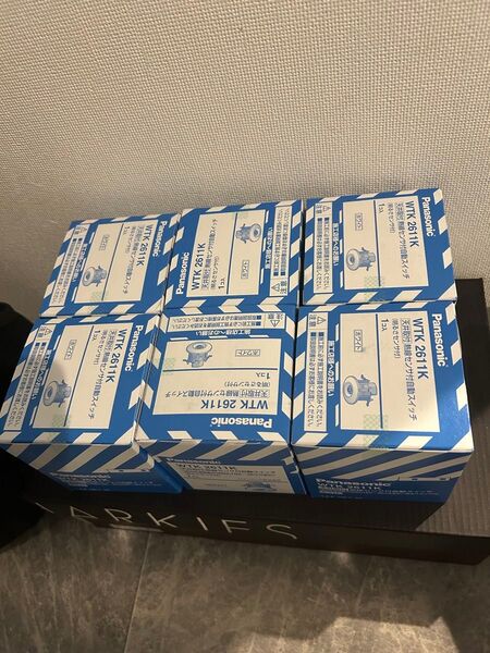 パナソニック 熱線センサ付自動スイッチ明るさセンサW WTK2611K 6個セット