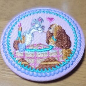 ディズニー わんわん物語 レディとトランプ 刺繍缶バッジ