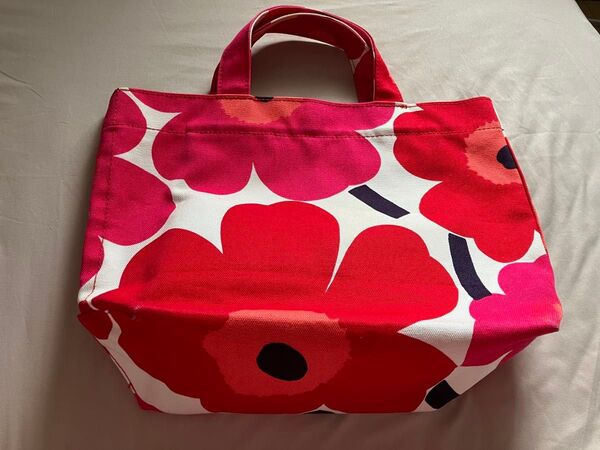 【marimekko】トートバッグ 花柄