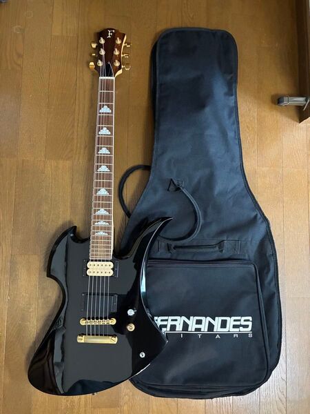 X JAPAN hideモデル(フェルナンデス モッキンバード黒) エレキギター ソフトケース付