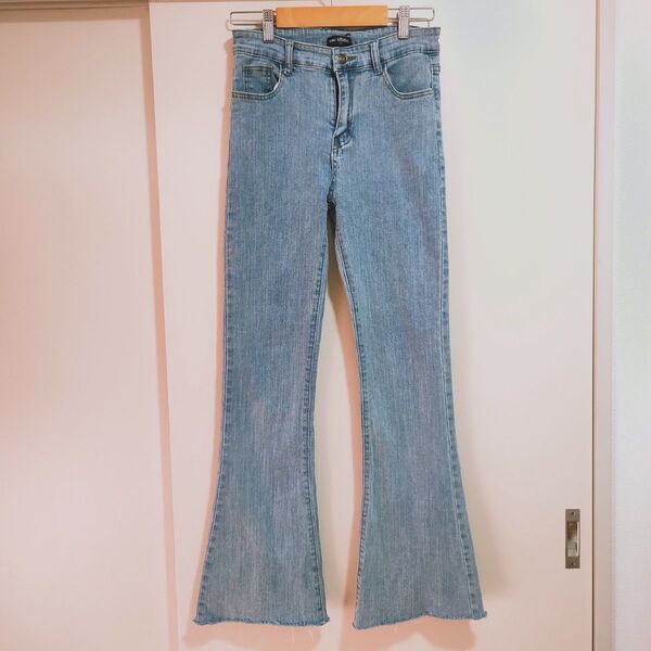 ストレッチ ブーツカット デニム ライトブルー