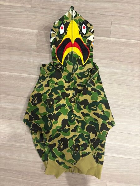 A BATHING APE READYMADE Camo Eagle Hoodie エイプ レディメイド カモパーカー bape