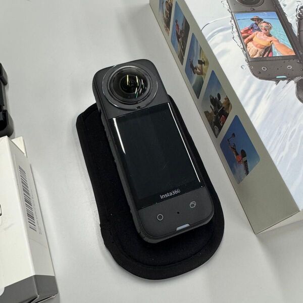 Insta 360 X3 予備純正バッテリーつき インスタ 360