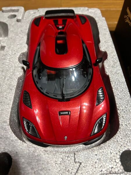 希少 1/18 ダイキャスト Autoart ケーニグセグ アゲーラ オートアート