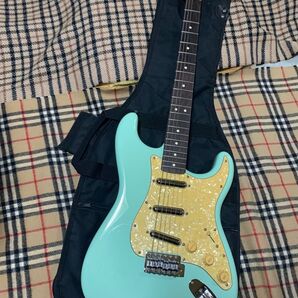 SQUIER VINTAGE MODIFIED SURFSTRATOCASTER サーフグリーン 希少色