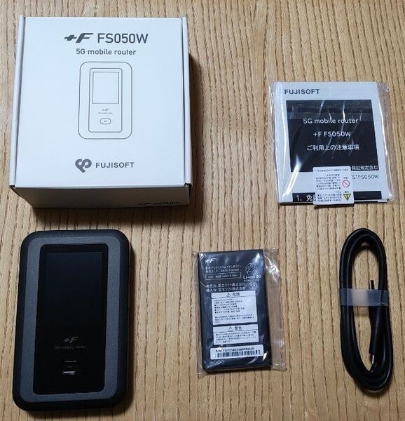 富士ソフト +F FS050W 5G対応モバイルルーター