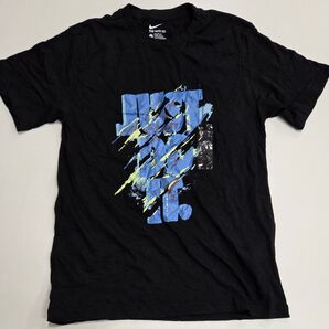 Nike ブラック Tシャツ グラフィック Lサイズ