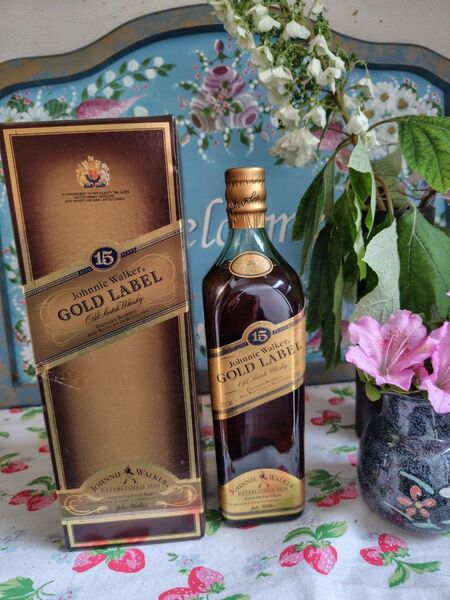 Johnnie Walker Gold Label 15年 スコッチウイスキー 古酒 未開封 箱付き ジョニーウォーカー