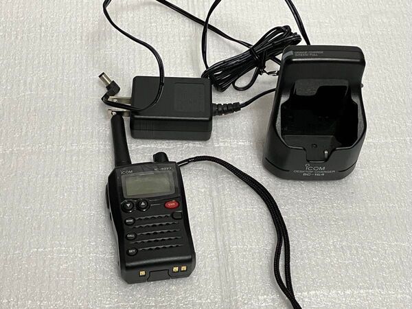 アイコム IC-4077 特定小電力トランシーバー BC-164 BC-151L