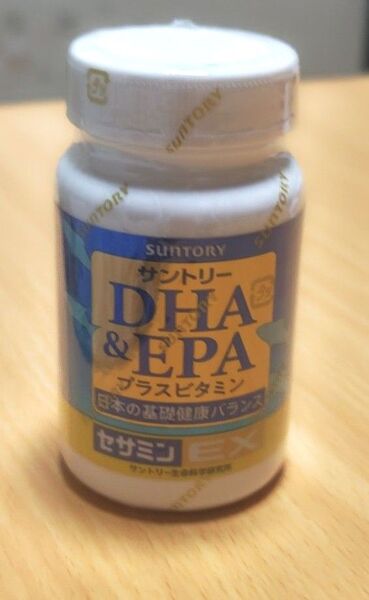 送料無料 サントリー DHA&EPA プラスビタミン セサミンEX 30日分(120粒入)新品未開封品