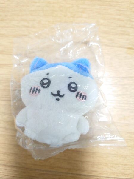 ちいかわ ハチワレ お座りぬいぐるみ