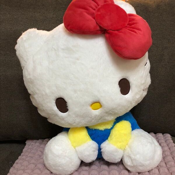 【新品】ハローキティ おすわりドールGJ ぬいぐるみ BIG 大きめ