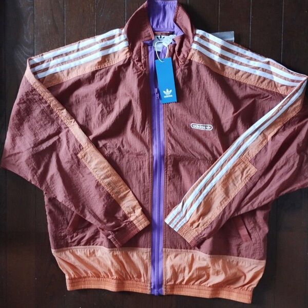 最終値下げ)adidas トラックジャケット М〜Lサイズ 新品未使用タグ付き