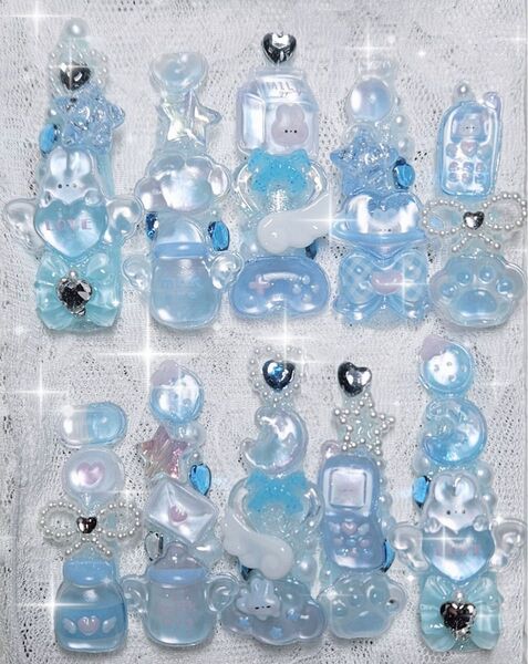 111 現品 ネイルチップ 水色 量産型 地雷系 ゆめかわ 魔法少女 平成女児 ゴテゴテ ロリータ ボンボンドロップシール