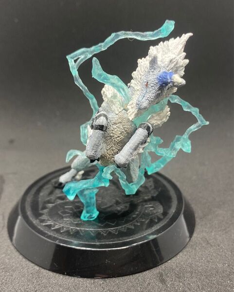 モンスターハンター スタンダードモデルキリン フィギュア モンハン