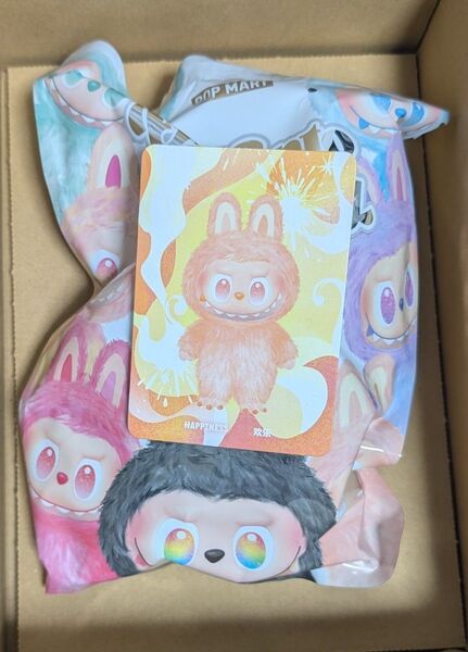 POP MART THE MONSTERS Big into Energy