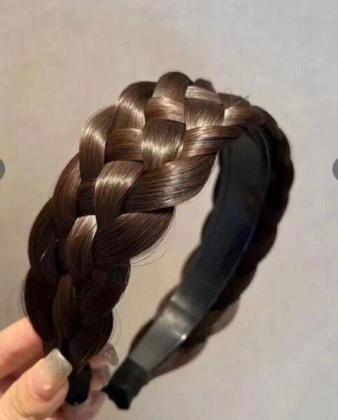 三つ編みカチューシャ ブラウン ヘアアクセサリー